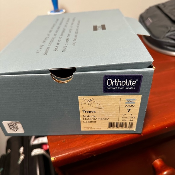 BRAND NEW Tom’s Tropaz wedges - Picture 2 of 4